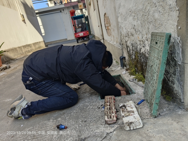 1703550400300909.jpg 0e70ad25cb39602fd577048fe44d85d.jpg